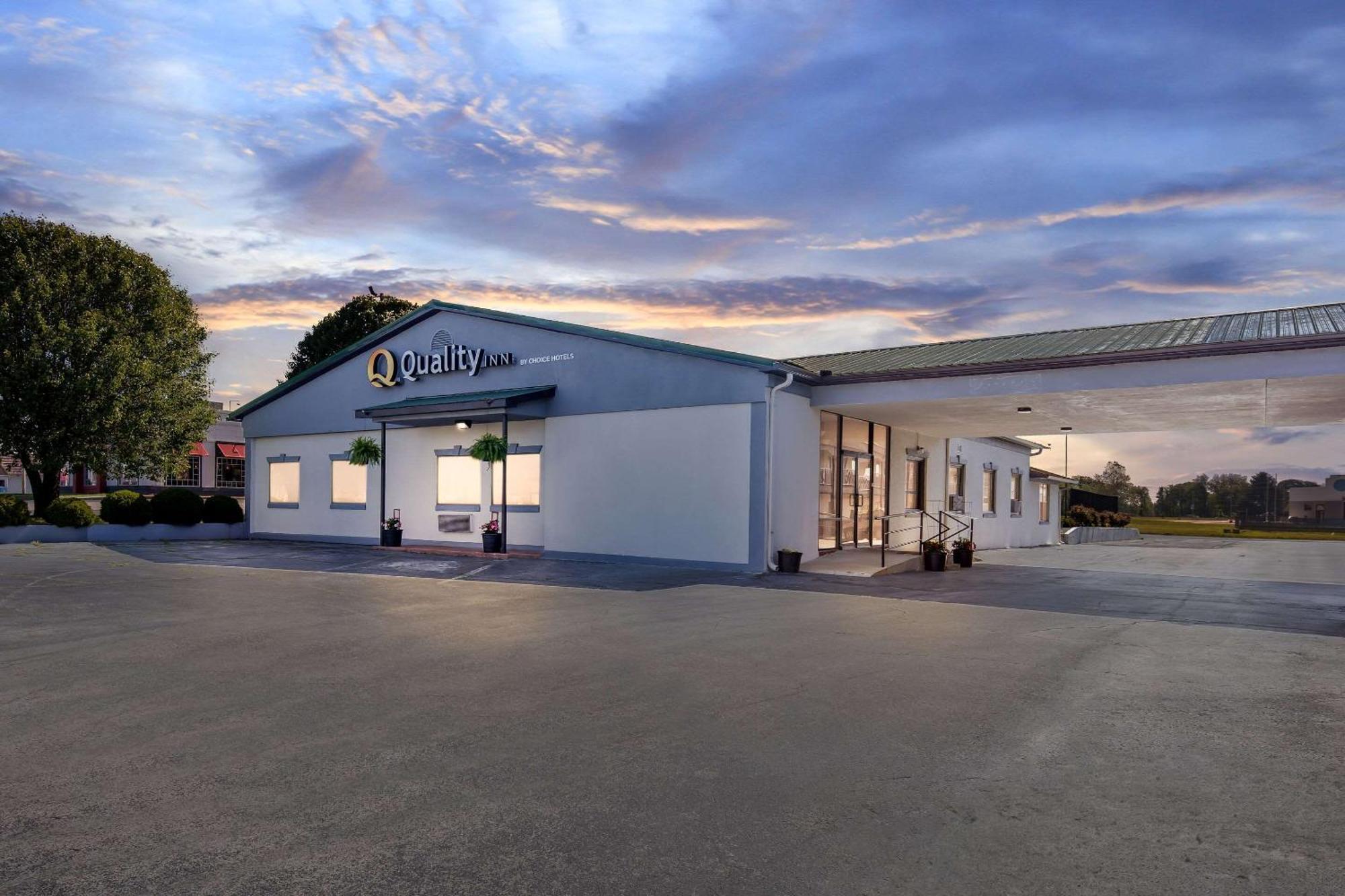 Quality Inn Lawrenceburg المظهر الخارجي الصورة