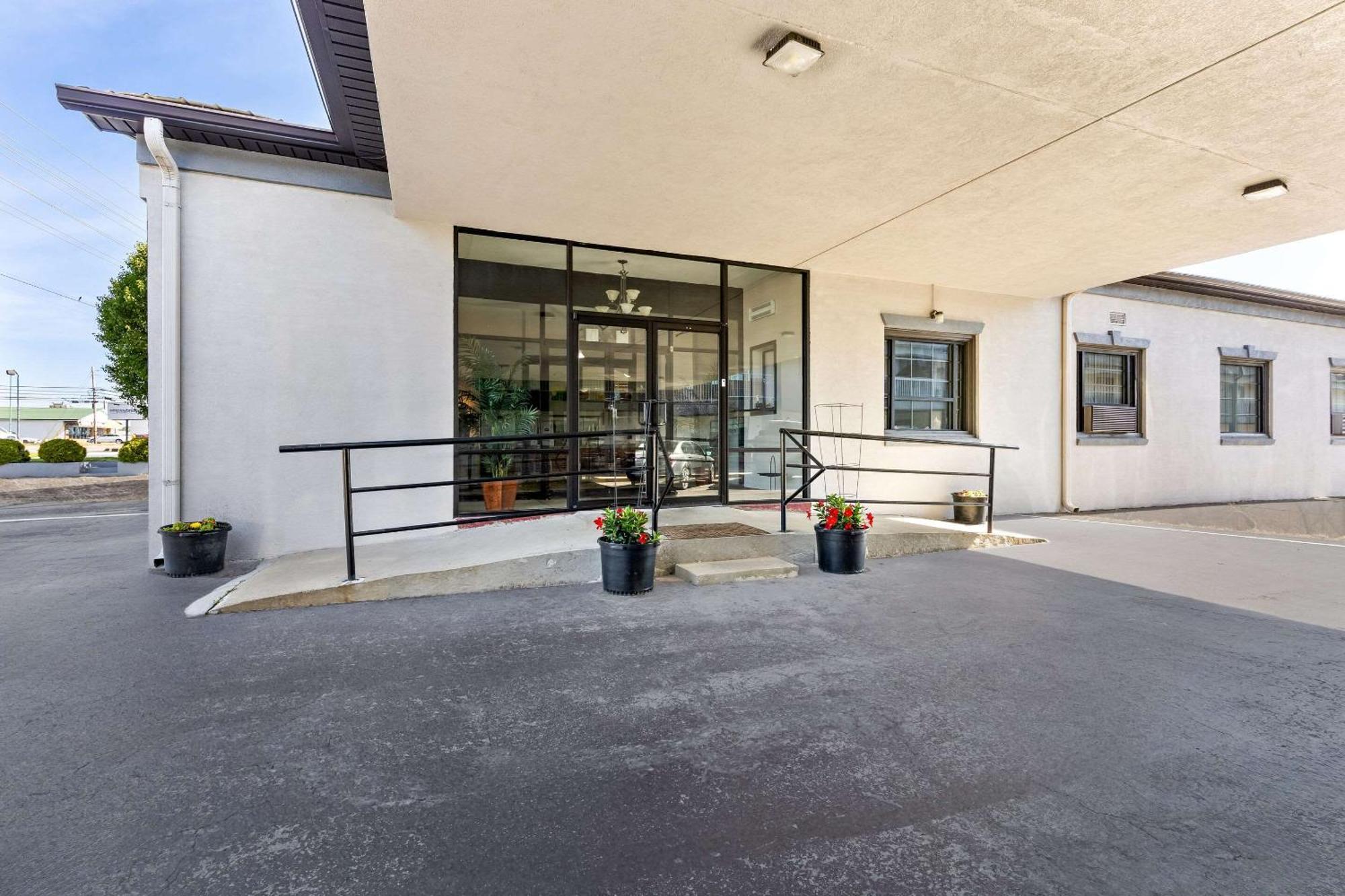 Quality Inn Lawrenceburg المظهر الخارجي الصورة