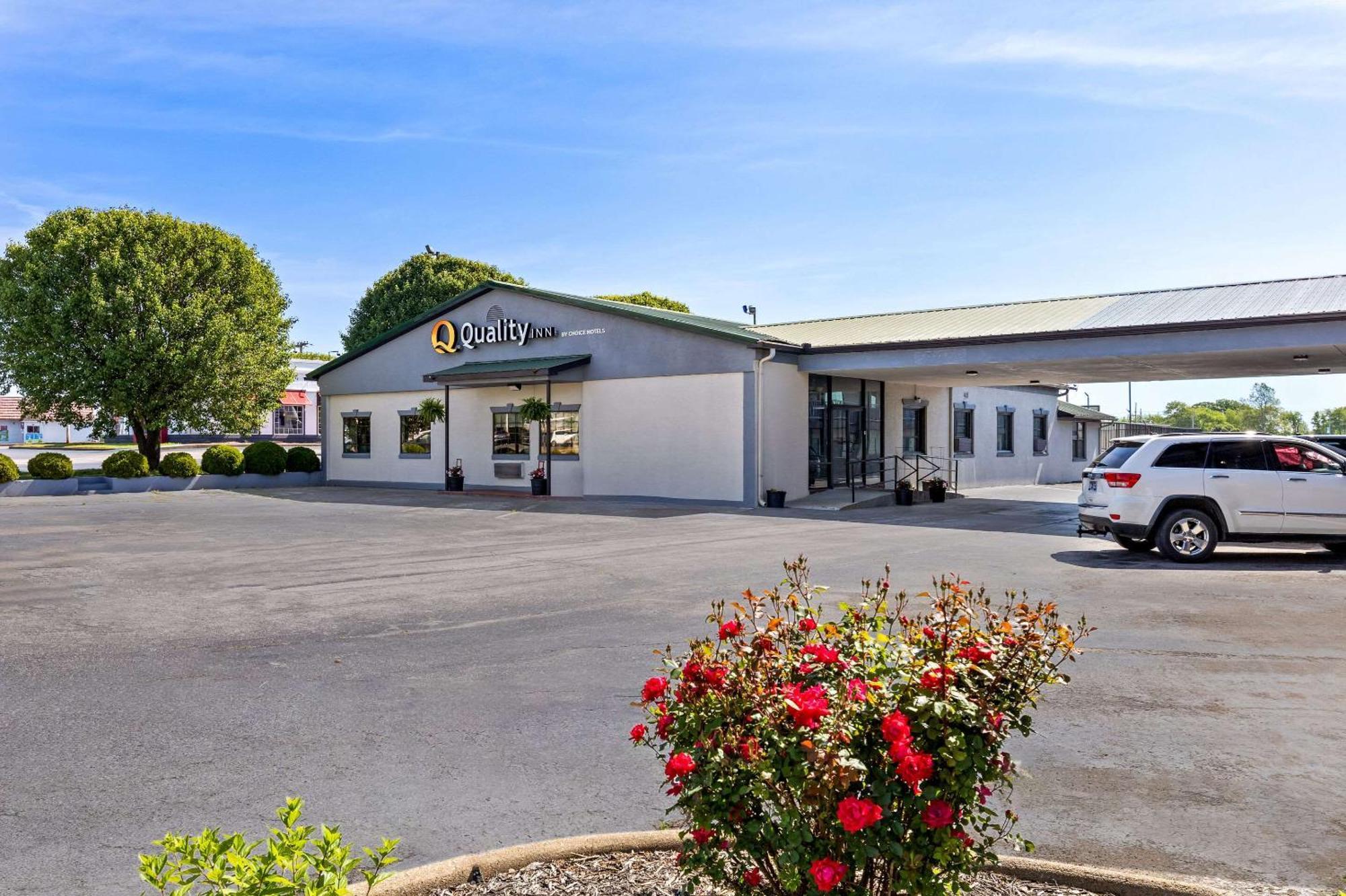 Quality Inn Lawrenceburg المظهر الخارجي الصورة