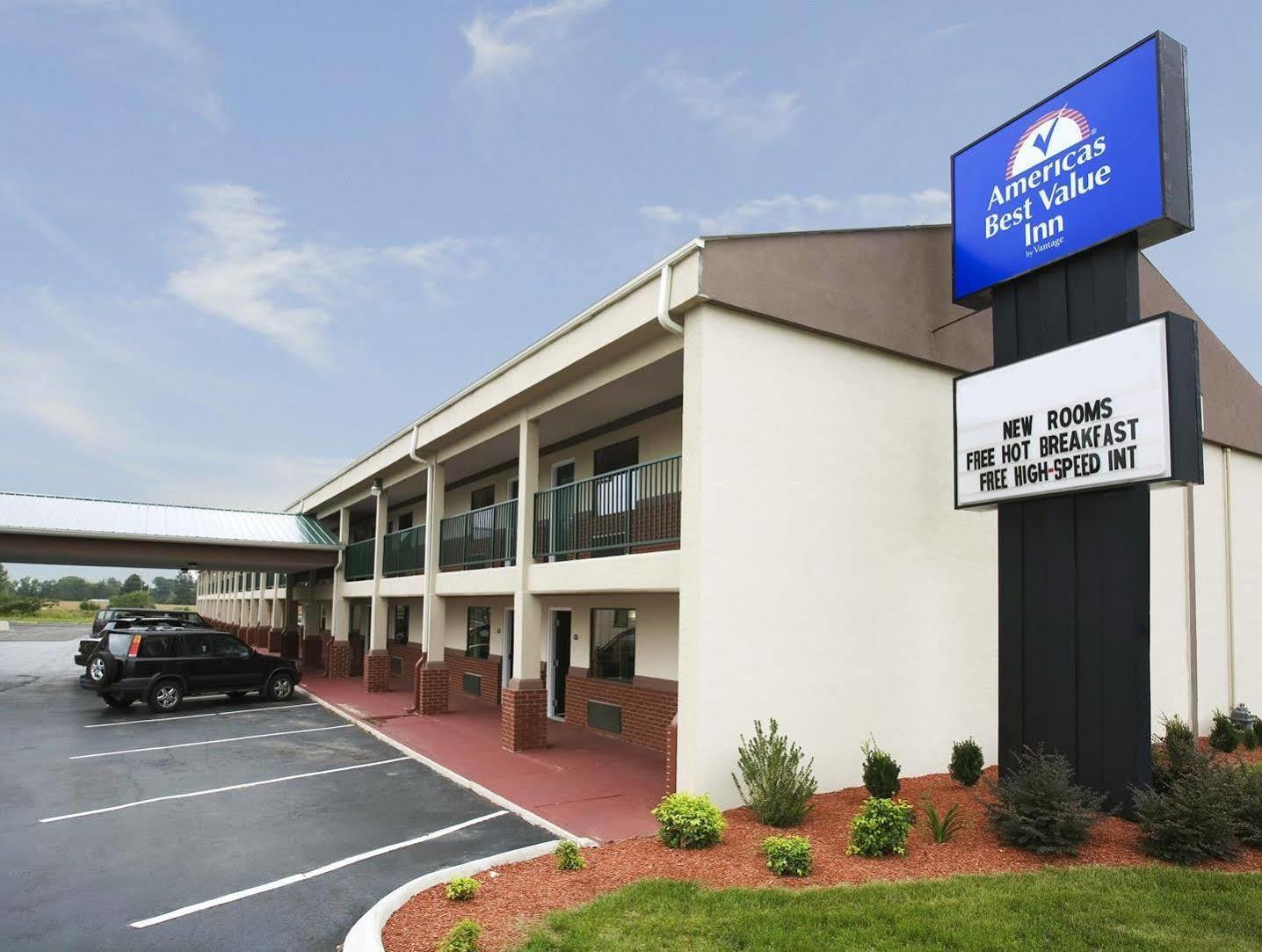 Quality Inn Lawrenceburg المظهر الخارجي الصورة